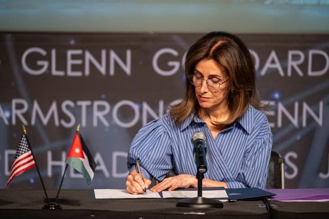 NASA image: Jordan Artemis Accords Signing