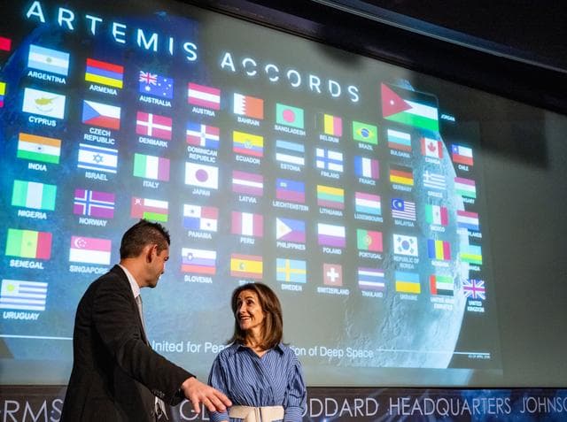 NASA image: Jordan Artemis Accords Signing