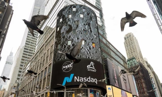 NASA Artemis II Crew Rings Nasdaq Closing Bell