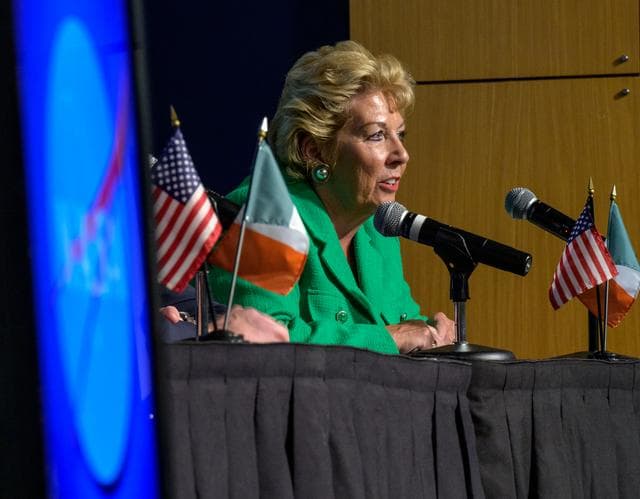 NASA image: Ireland Artemis Accords Signing