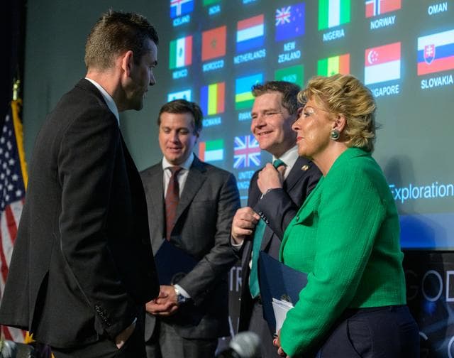 NASA image: Ireland Artemis Accords Signing