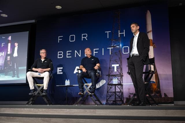 Administrator Isaacman Visits Blue Origin