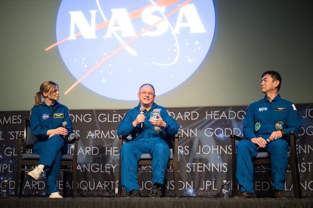 NASA image: (Frontier Forum Talk with Crew of Expedition 73/74)