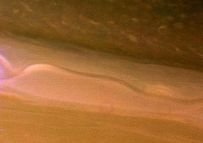NASA image: Saturn -- Ribbon-like Wave Structure in Atmosphere