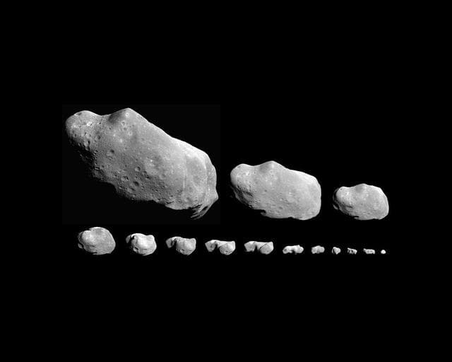 Asteroid Ida Rotation Sequence