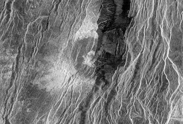 NASA image: Venus - Fractured Somerville Crater in Beta Regio