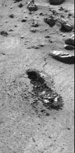NASA image: Trench Excavated By Viking 1 Surface Sampler