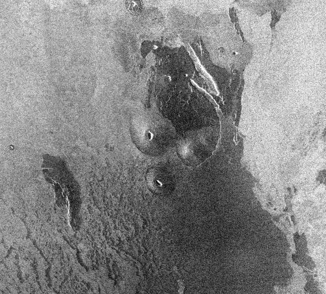 NASA image: Venus - Volcanic Domes on Flank of Volcanic Maat in East Ovda Region