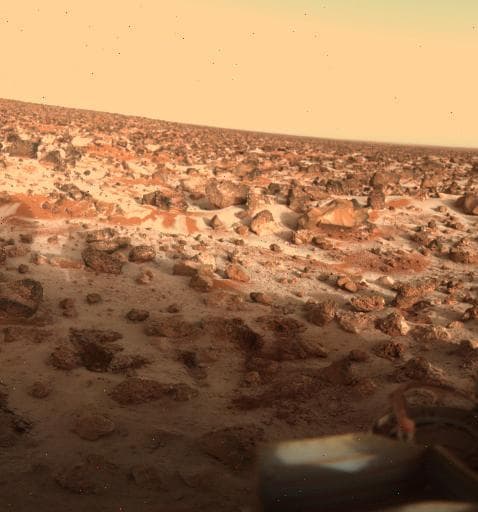 NASA image: Ice on Mars Utopia Planitia Again