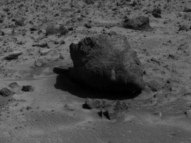 NASA image: Yogi the Rock