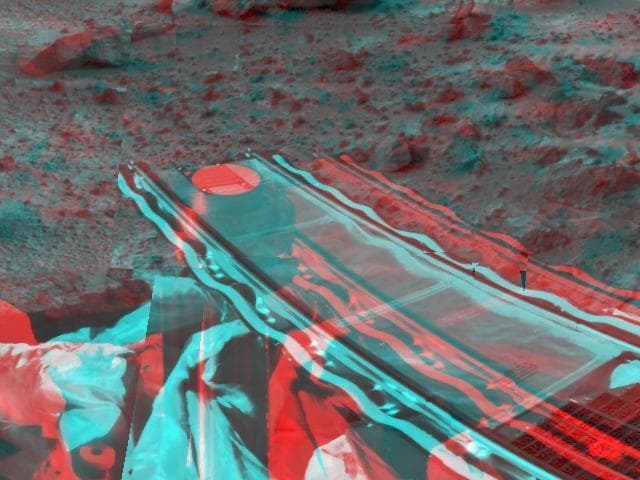 NASA image: Forward Ramp & Low-gain Antenna in 3-D