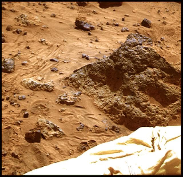 NASA image: Super Resolution View of Mini-Matterhorn