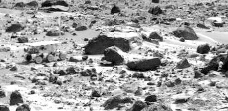 NASA image: Sojourner near Chimp