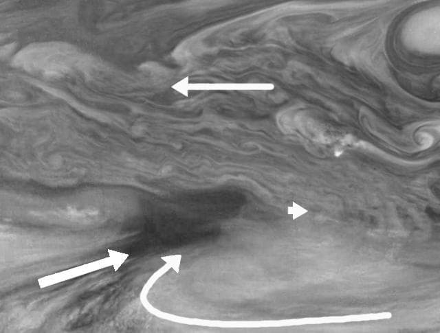 NASA image: Wind Patterns in Jupiter Equatorial Region Time set 1