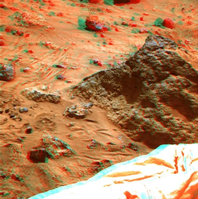 NASA image: Mini Matterhorn in Super Resolution from Super Panorama