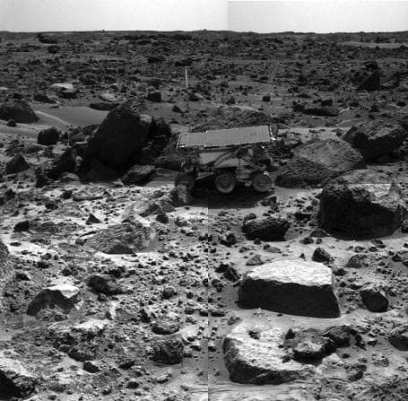 NASA image: Sojourner Rover Backing Away from Moe - Right Eye