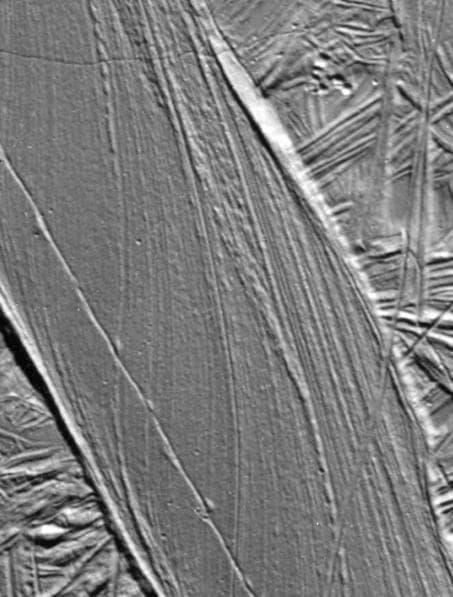 NASA image: A Record of Crustal Movement on Europa