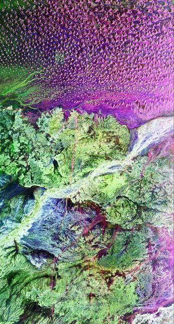 NASA image: Space Radar Image of the Lost City of Ubar