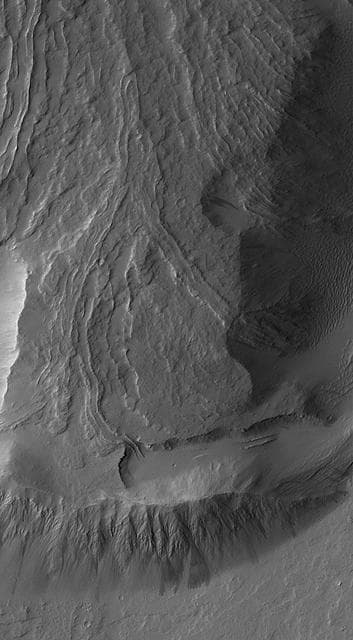 NASA image: Dust-Mantled Olympus Mons Flows