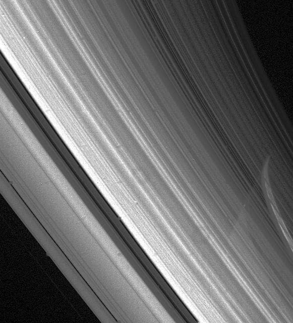 NASA image: High-resolution View of Saturn Rings