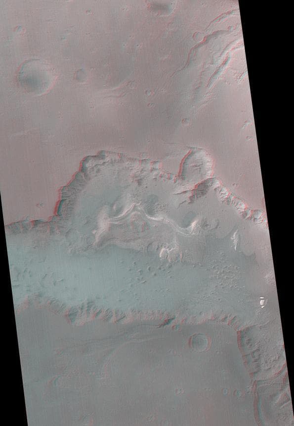 NASA image: Ganges Chasma in 3-D