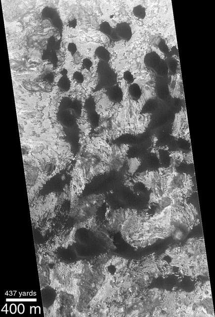 NASA image: Movement of Whole Martian Dunes Difficult to Detect or Confirm