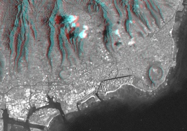 NASA image: Anaglyph, Landsat overlay Honolulu, Hawaii