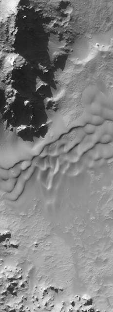 NASA image: Autumn Afternoon in Hale Crater
