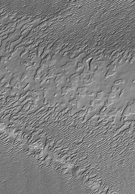 NASA image: Frozen Frozen CO<sub>2</sub>