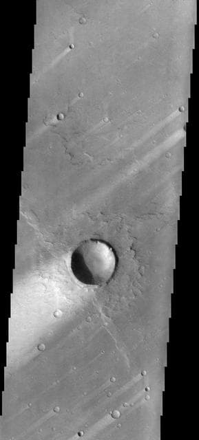 NASA image: Syrtis Major Windstreaks