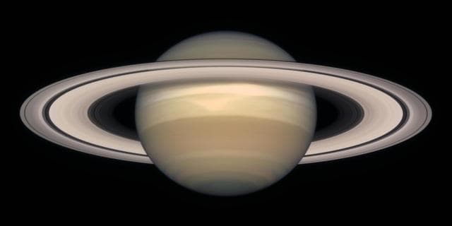 NASA image: A Change of Seasons on Saturn - October, 1998