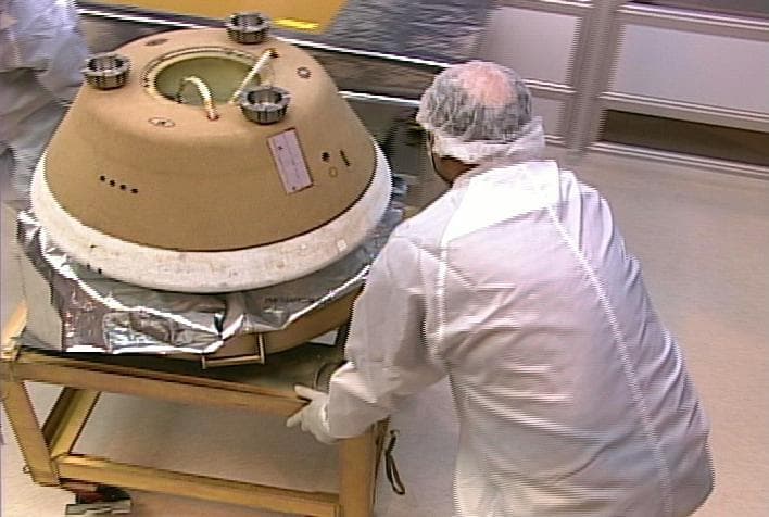 NASA image: Rehearsal: Sample Canister in Cleanroom Animation