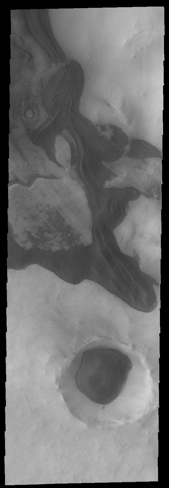 NASA image: Frost-free Dunes