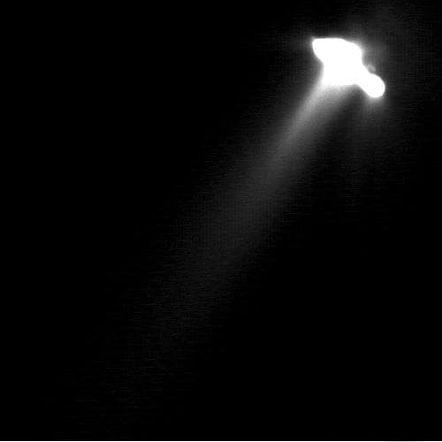 NASA image: Jets on Comet Borrelly