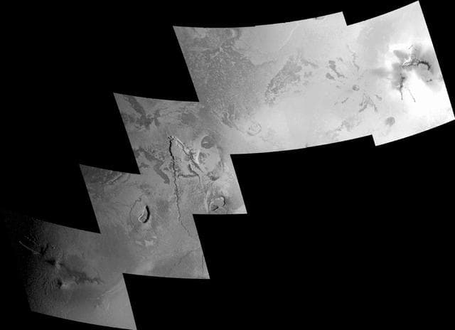 NASA image: New plume vent near Zamama, Io