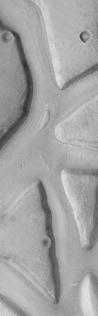 NASA image: Mesas and troughs in Nilosyrtis region, Mars