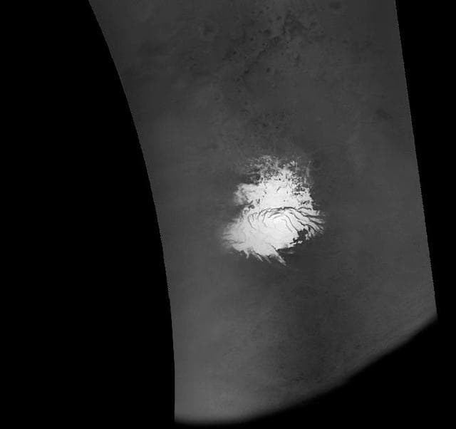 NASA image: MOC Imaging Resumes