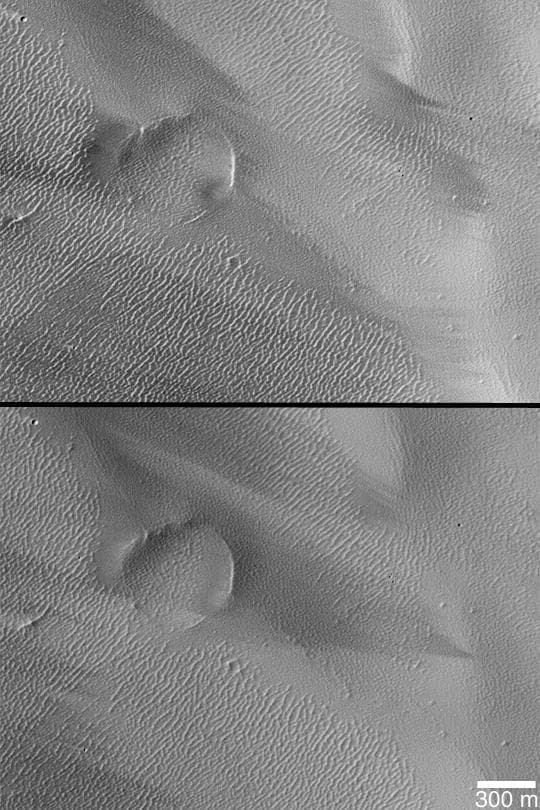 NASA image: Wind Streak Changes