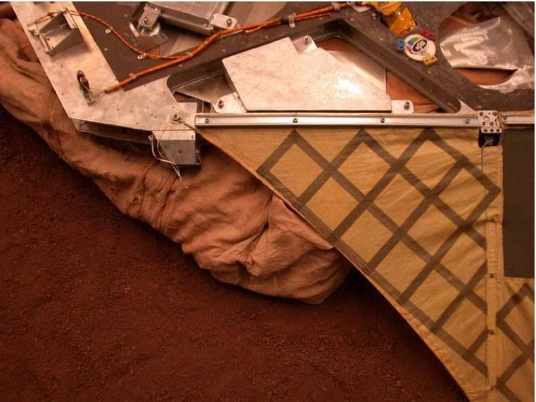 NASA image: JPL Testbed Image of Airbag Retraction