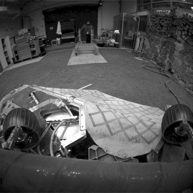 NASA image: 95-degree Position at JPL Testbed