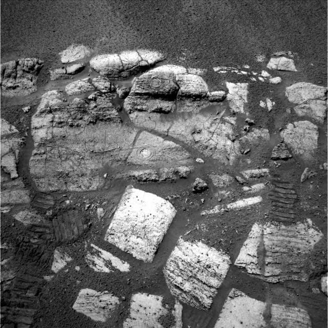 NASA image: Evidence of a Water-Soaked Past