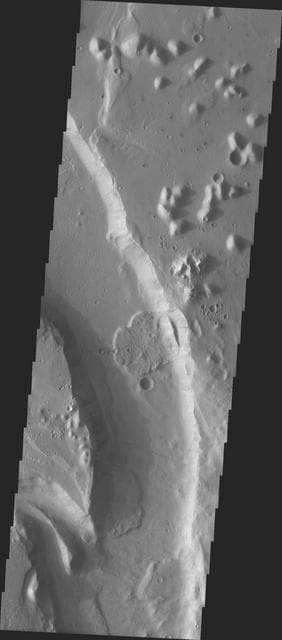 NASA image: MSIP: A Bend In The River in Tiu Vallis