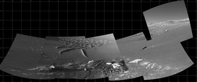 NASA image: Busy at the Bottom of Endurance Crater