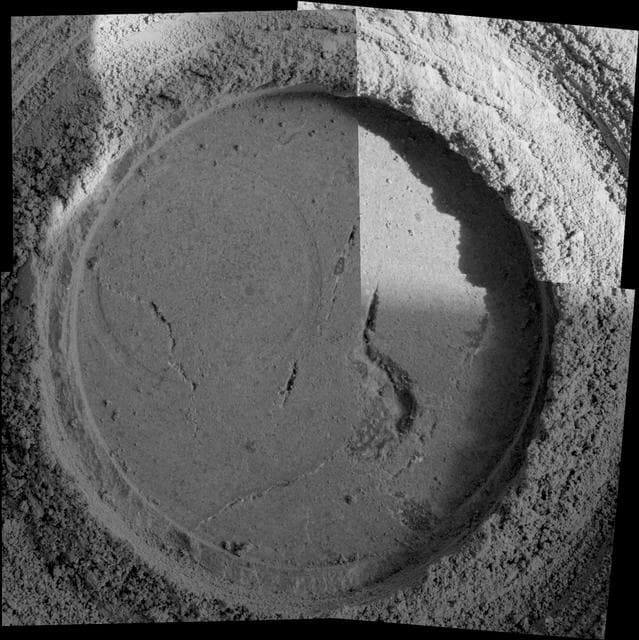 NASA image: Mix of Particles in "Uchben" Close-up