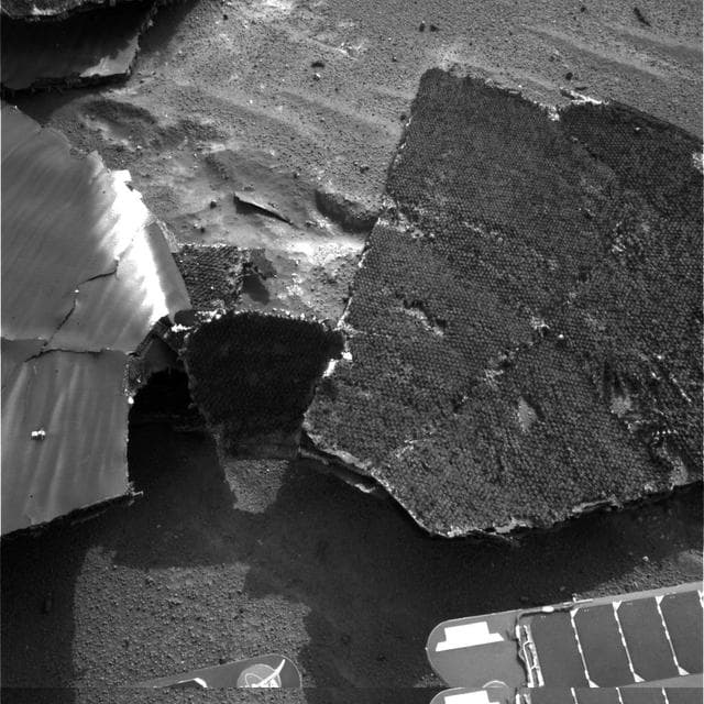 NASA image: Closing in on Heat Shield