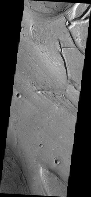 NASA image: Kasei Vallis Channel Splitting