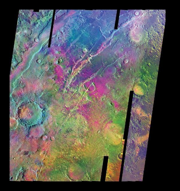 NASA image: Olivine-Rich Bedrock Around Nili Fossae