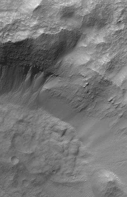 NASA image: Gullied Recesses