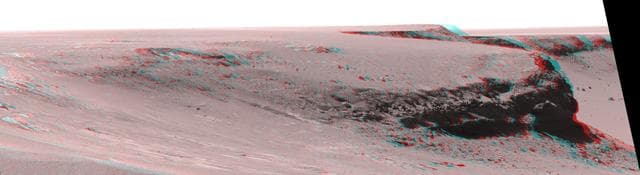 NASA image: Layers of Cape Verde in Victoria Crater Stereo