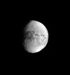 NASA image: Unveiling Iapetus